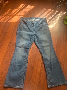 Old Navy high rise flare size 20 long Women's Blue Jeans